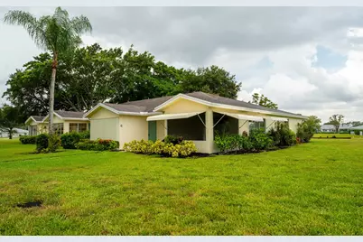 14339 Canalview Drive #D, Delray Beach, FL 33484 - Photo 2