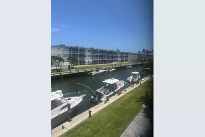 121 Wettaw Lane #214, North Palm Beach, FL 33408 - Photo 2
