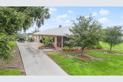 1121 River Road, Moore Haven, FL 33471 - Photo 1