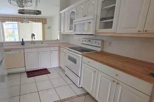 536 NW Cortina Ln, Port Saint Lucie, FL 34986 - Photo 2