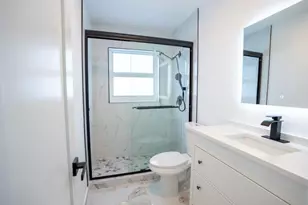 1070 SW 18th St, Boca Raton, FL 33486 - Photo 18