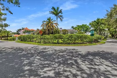 5901 SW 136th Street, Pinecrest, FL 33156 - Photo 2