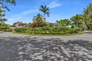 5901 SW 136th St, Pinecrest, FL 33156 - Photo 2