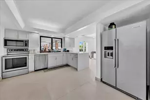 5901 SW 136th St, Pinecrest, FL 33156 - Photo 14