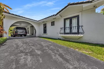 5901 SW 136th Street, Pinecrest, FL 33156 - Photo 2