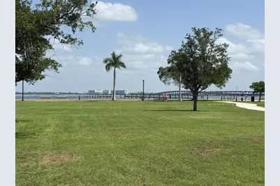 619 W Marion Avenue #B, Punta Gorda, FL 33950 - Photo 32