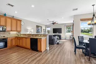 7228 Via Leonardo, Lake Worth, FL 33467 - Photo 18