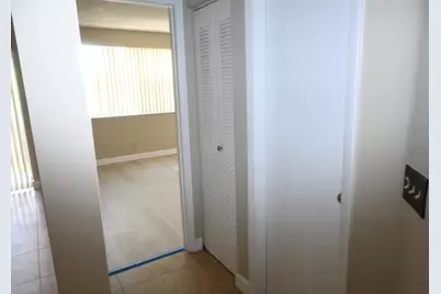 8721 Wiles Road SE #305, Coral Springs, FL 33067 - Photo 4