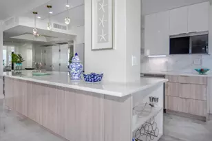 5540 N Ocean Dr, Riviera Beach, FL 33404 - Photo 10