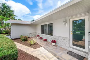 723 SW 27th Terrace, Boynton Beach, FL 33435 - Photo 6