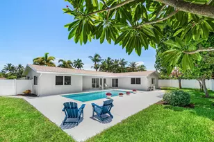 723 SW 27th Terrace, Boynton Beach, FL 33435 - Photo 2