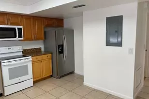 10070 NW 36th St, Coral Springs, FL 33065 - Photo 6