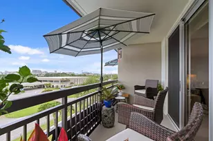 555 NW 4th Ave, Boca Raton, FL 33432 - Photo 32