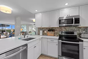 555 NW 4th Ave, Boca Raton, FL 33432 - Photo 18