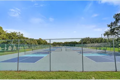 16413 NW 12th Street, Pembroke Pines, FL 33028 - Photo 34