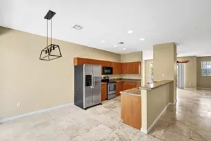 2725 NE 8th Ave, Wilton Manors, FL 33334 - Photo 12