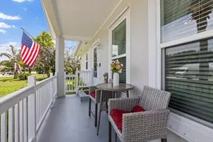 305 17th Ave, Vero Beach, FL 32962 - Photo 2