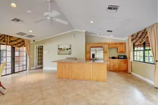 8230 Severn Dr, Boca Raton, FL 33433 - Photo 28