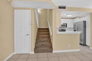 8230 Severn Dr, Boca Raton, FL 33433 - Photo 18