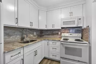 100 Shore Ct, North Palm Beach, FL 33408 - Photo 14