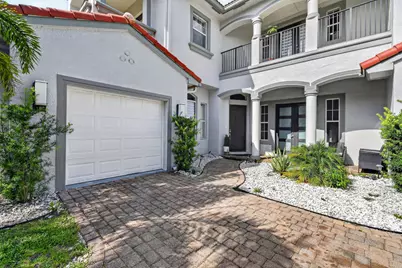 700 Cresta Circle, West Palm Beach, FL 33413 - Photo 4