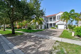 700 Cresta Cir, West Palm Beach, FL 33413 - Photo 1