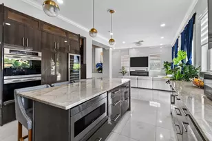 700 Cresta Cir, West Palm Beach, FL 33413 - Photo 22
