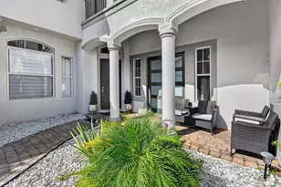 700 Cresta Cir, West Palm Beach, FL 33413 - Photo 4