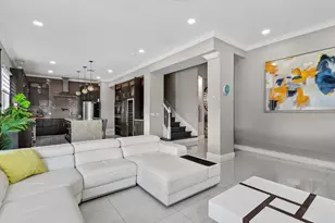 700 Cresta Cir, West Palm Beach, FL 33413 - Photo 20