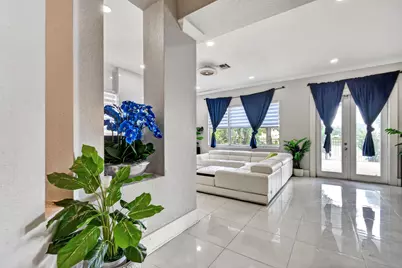 700 Cresta Circle, West Palm Beach, FL 33413 - Photo 14