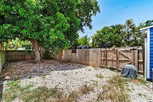 512 36th St, West Palm Beach, FL 33407 - Photo 26