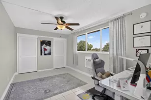 9923 S Hollybrook Lake Dr, Pembroke Pines, FL 33025 - Photo 24