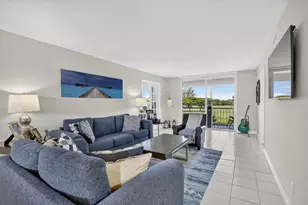 9923 S Hollybrook Lake Dr, Pembroke Pines, FL 33025 - Photo 20