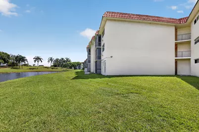 9923 S Hollybrook Lake Drive #305, Pembroke Pines, FL 33025 - Photo 32