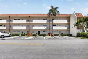 9923 S Hollybrook Lake Dr, Pembroke Pines, FL 33025 - Photo 36