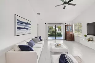 10984 Stafford Cir S, Boynton Beach, FL 33436 - Photo 10