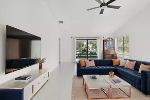 10984 Stafford Cir S, Boynton Beach, FL 33436 - Photo 12