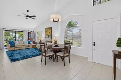 10984 Stafford Circle S, Boynton Beach, FL 33436 - Photo 8
