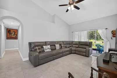 9760 Palm Breezes Drive, Fort Pierce, FL 34945 - Photo 18