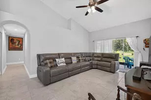 9760 Palm Breezes Dr, Fort Pierce, FL 34945 - Photo 18