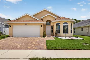 9760 Palm Breezes Dr, Fort Pierce, FL 34945 - Photo 2