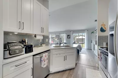 572 SW Bacon Terrace, Port Saint Lucie, FL 34953 - Photo 12