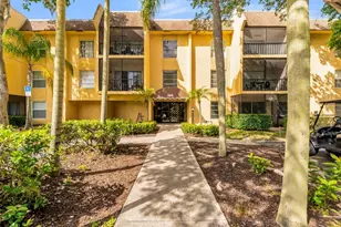 460 NW 20th St, Boca Raton, FL 33431 - Photo 1