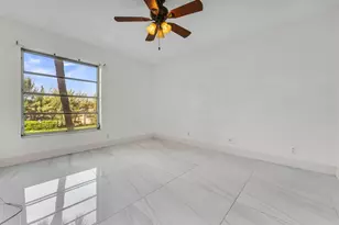 460 NW 20th St, Boca Raton, FL 33431 - Photo 20