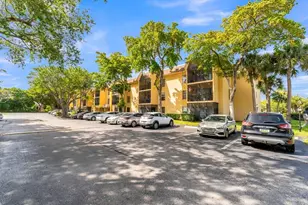 460 NW 20th St, Boca Raton, FL 33431 - Photo 34