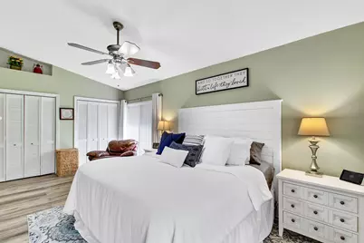 912 Blueberry Drive, Wellington, FL 33414 - Photo 10
