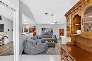 912 Blueberry Dr, Wellington, FL 33414 - Photo 4