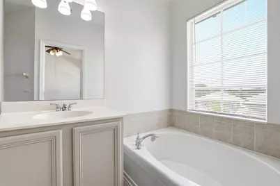 127 E Thatch Palm Circle, Jupiter, FL 33458 - Photo 18