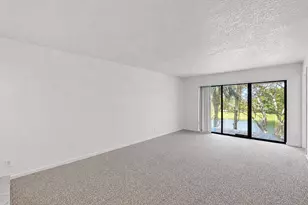 2322 S Cypress Bend Dr, Pompano Beach, FL 33069 - Photo 4