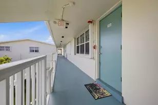 350 Horizons E, Boynton Beach, FL 33435 - Photo 2